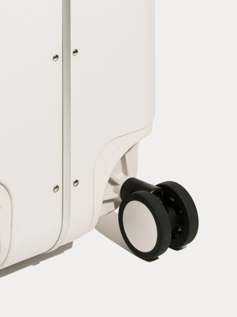Multicarry Pro Ride-on Suitcase - Cloud White