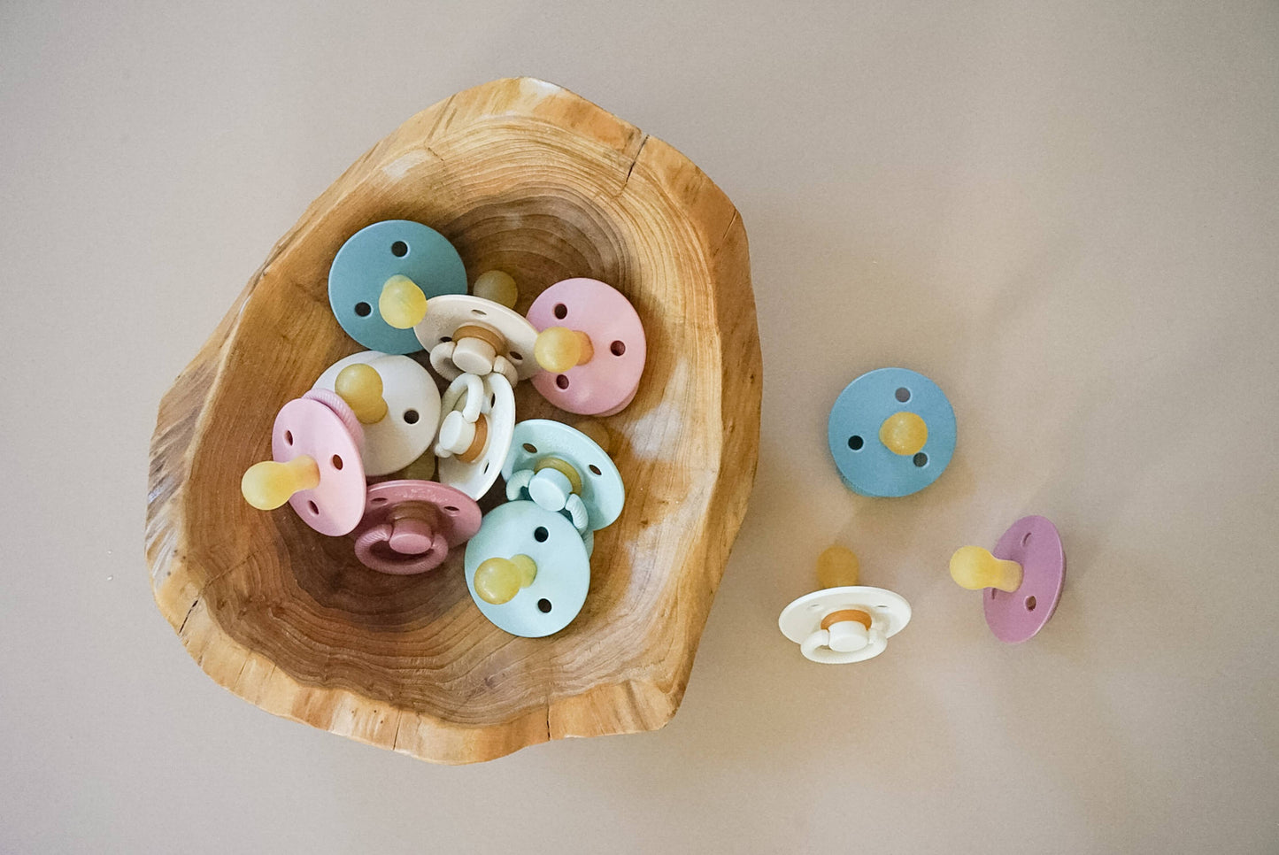 *NEW SIZE* Itzy Soother™ Natural Rubber Paci Sets
