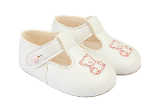 B117 Soft sole baby shoes button T-bar with Teddy embroidery