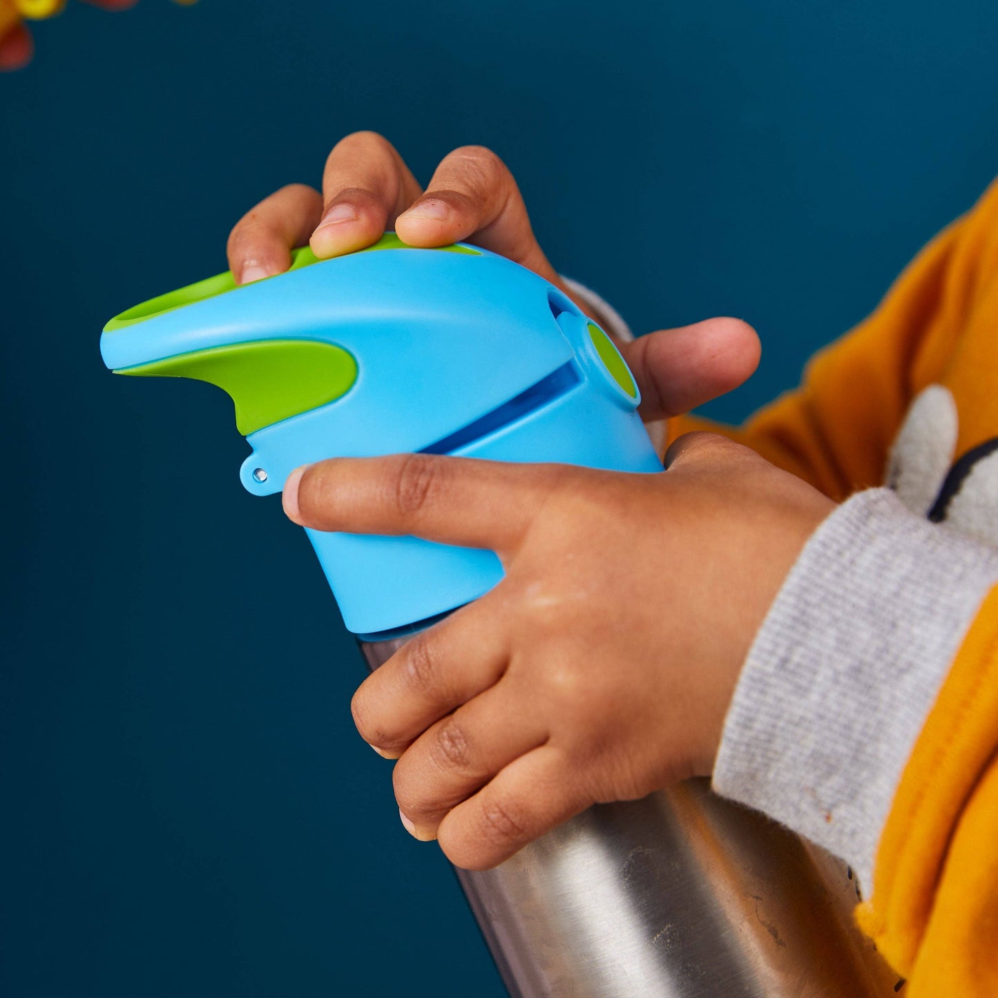 Insulated drink bottle - strawberry shake