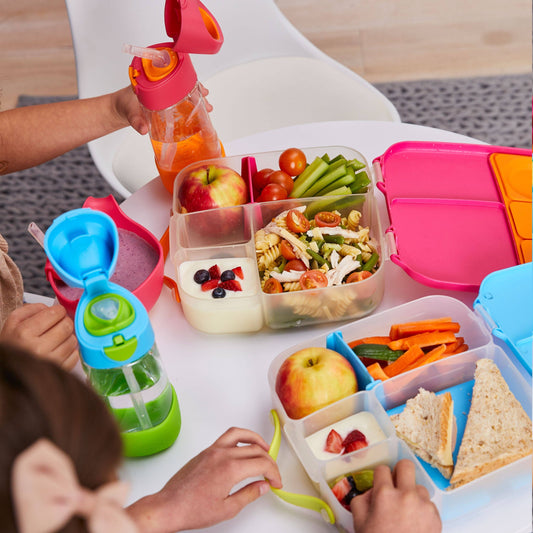Tritan™ drink bottle - strawberry shake