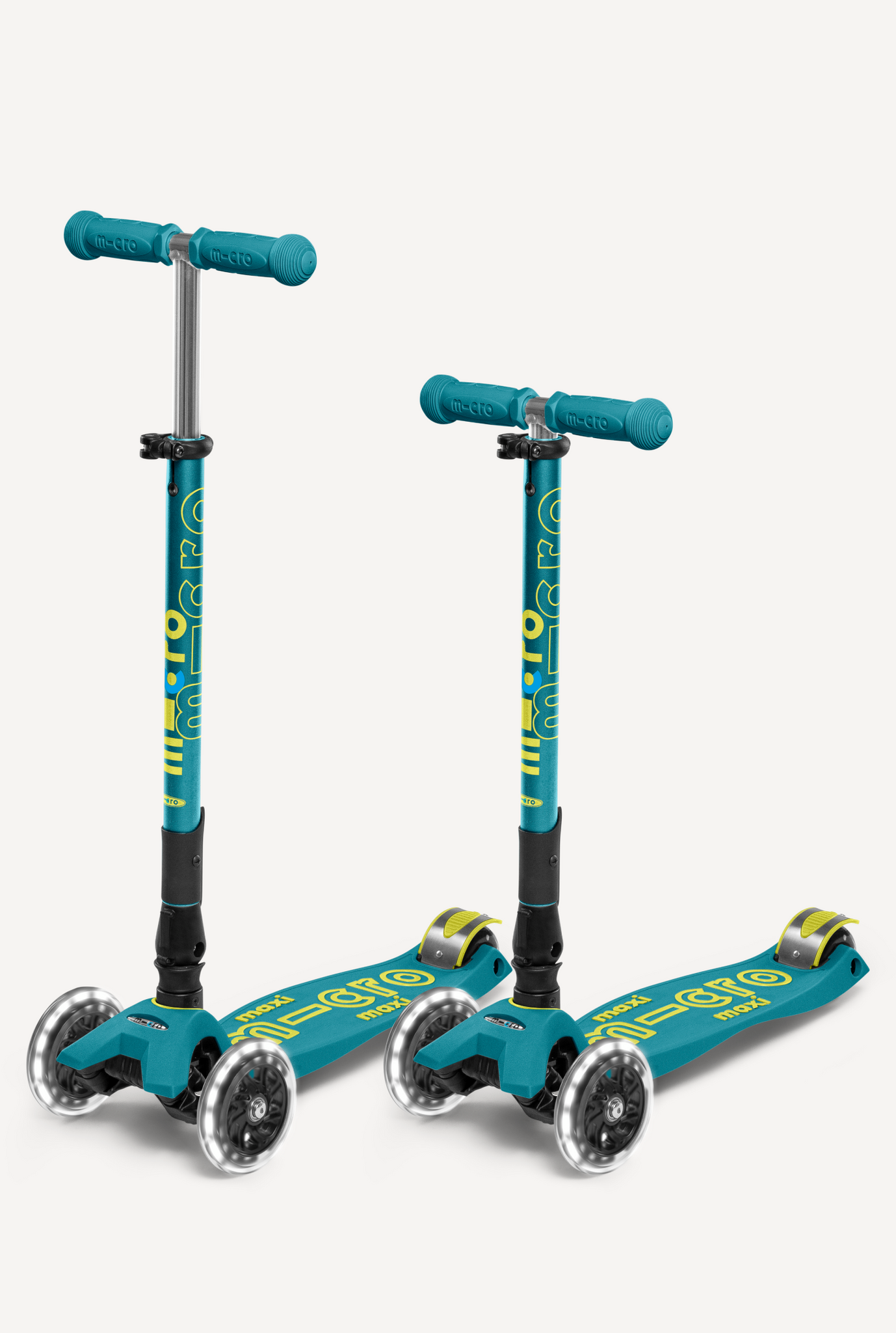 Micro Maxi Foldable LED Scooter