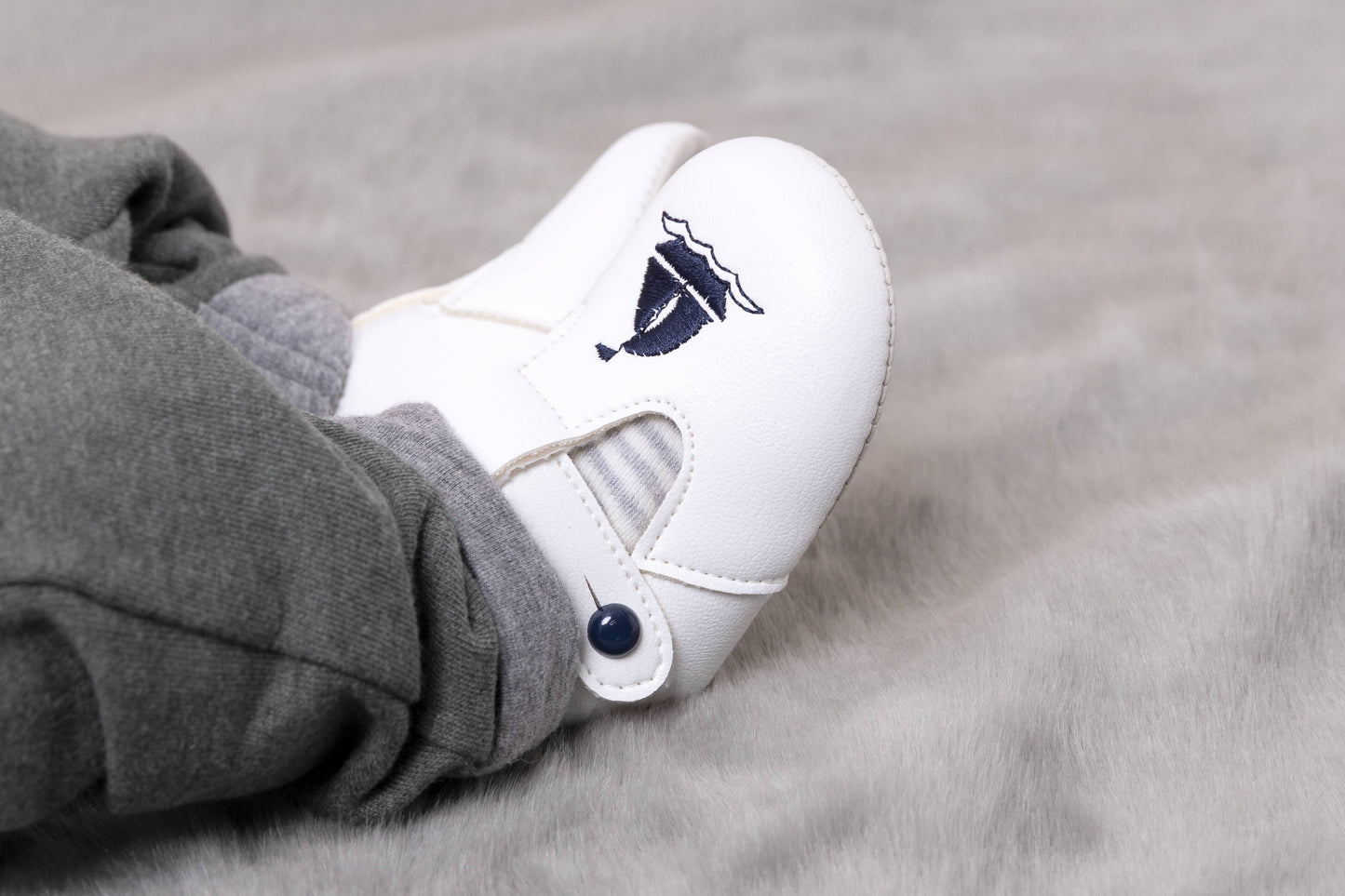 B119 soft sole button T-bar with Yacht embroidery
